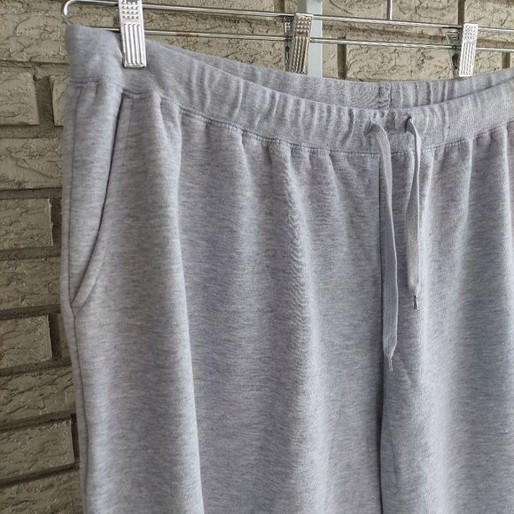 Woman Within Light Heather Gray Sweat Pants with Cargo Pockets 30/32 PETITE NWOT - Picture 6 of 7
